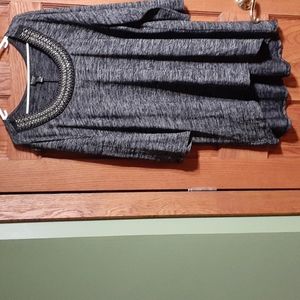 la vanya Women's sweater